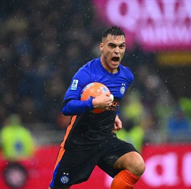 6-2！劳塔罗建功，迪马尔科造3球，国米大开杀戒，甩开AC米兰6分