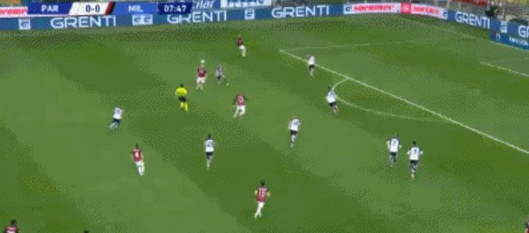 MK体育网页版-【意甲】伊布染红雷比奇凯西破门 AC米兰3比1帕尔马